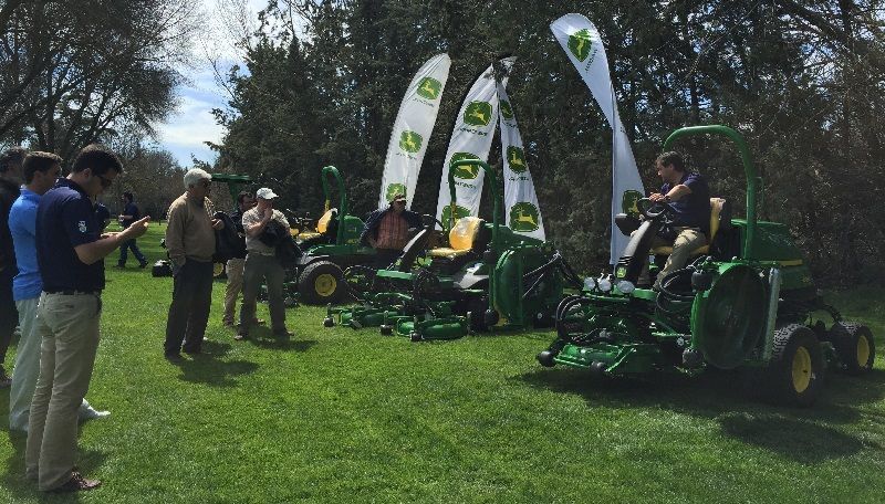 john deere lomas bosque 6