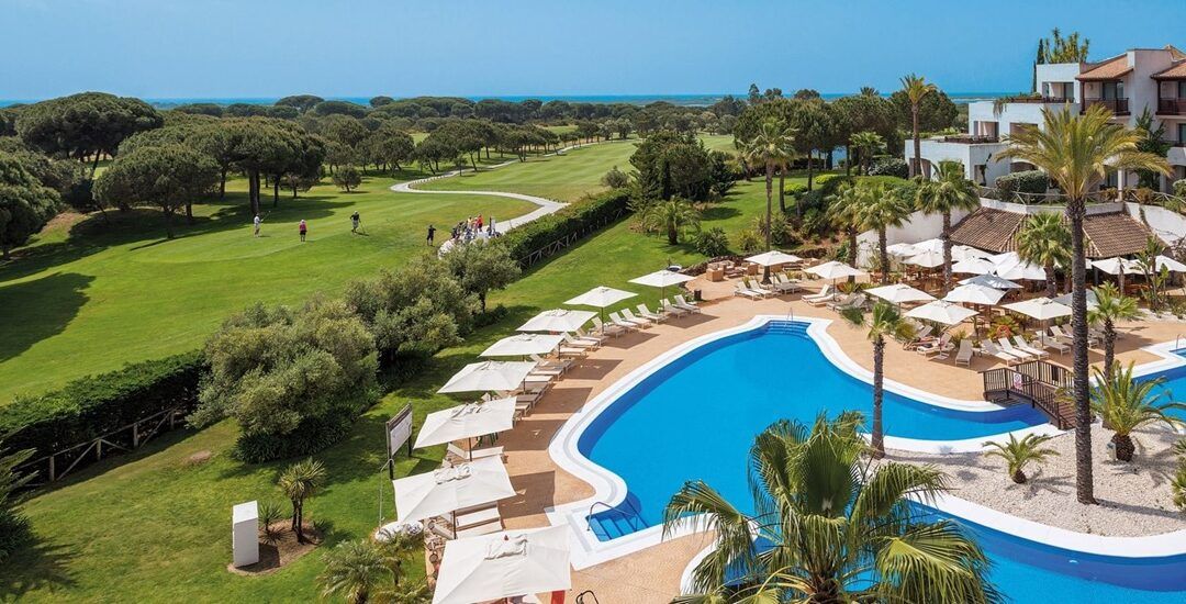 El sector hotelero de Huelva prevé una ocupación de casi el 75 % en la provincia para el puente del 1 de mayo