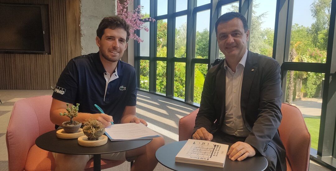Manuel Elvira renueva como embajador de marca de Kyocera reforzando ésta su compromiso por el golf profesional de alto nivel