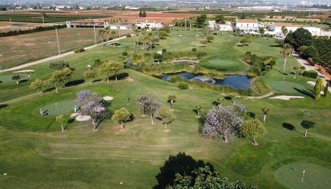 La Federación Navarra de Golf y el Club de Golf Masía de las Estrellas se incorporan a la familia de teeone.golf