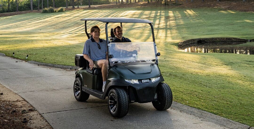 E-Z-GO presenta la nueva generación del buggy RXV incorporando un diseño actualizado, mayor seguridad y múltiples configuraciones