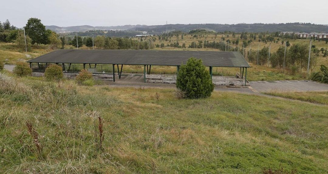 El Ayuntamiento de Corvera activa un plan de más de cuarenta mil euros para adecentar el campo de golf de Los Balagares