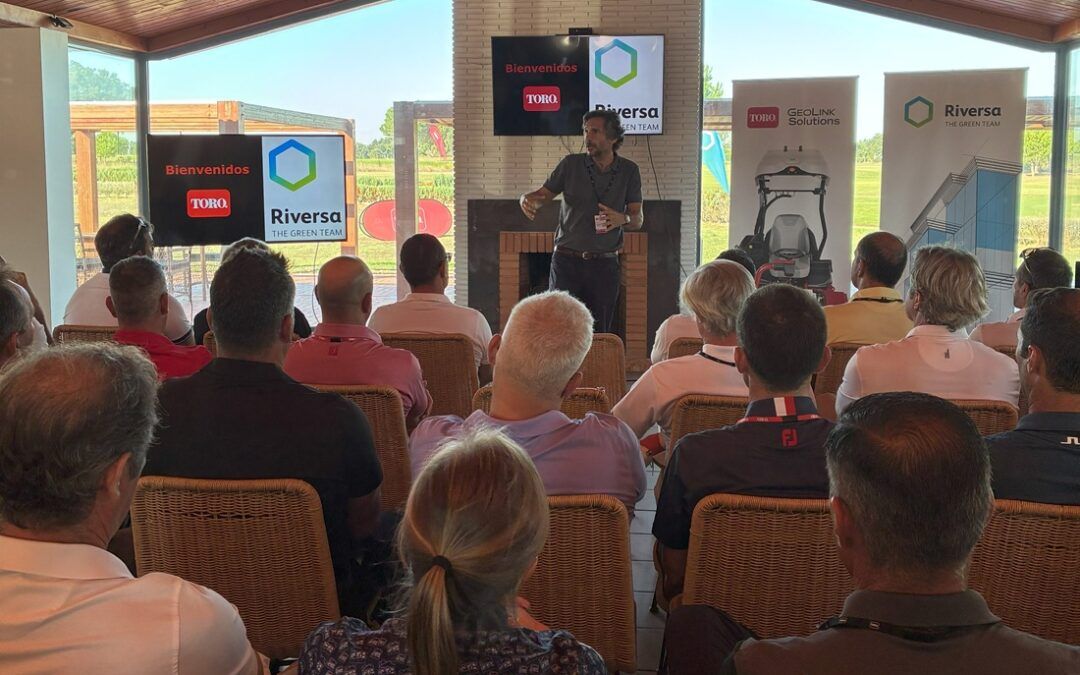 Riversa reúne en Portugal a más de cuarenta profesionales del sector golf para presentar la gama de soluciones autónomas de Toro