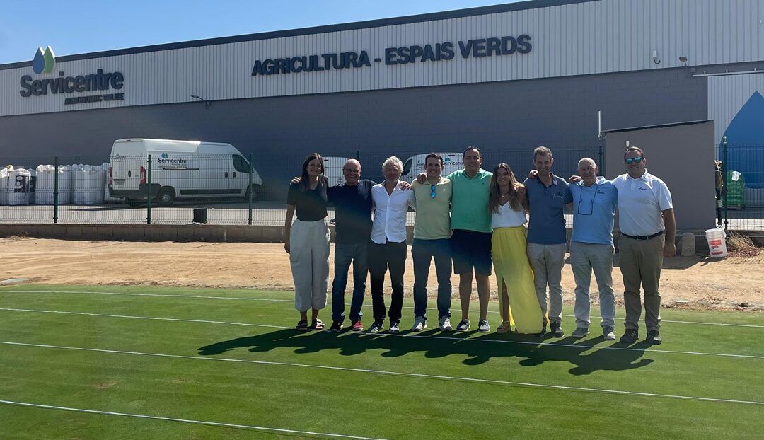 El equipo técnico y comercial de Servicentre, preparado para el congreso que la Asociación Española de Greenkeepers celebrará en Murcia