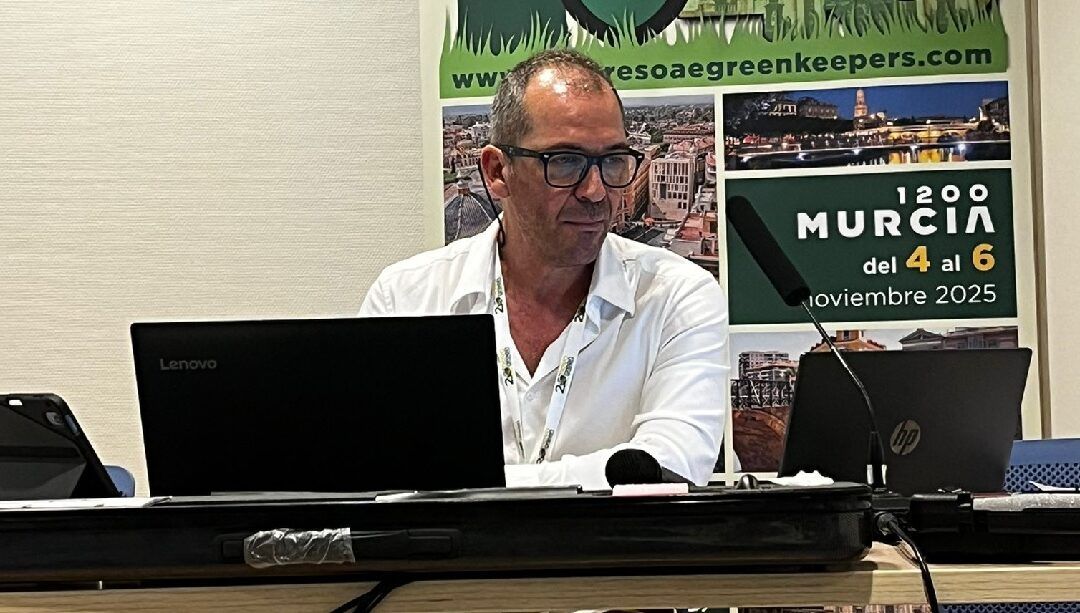 Tiloom presentó la adaptación al golf del ‘estándar FIFA’ durante el reciente congreso de la Asociación Española de Greenkeepers