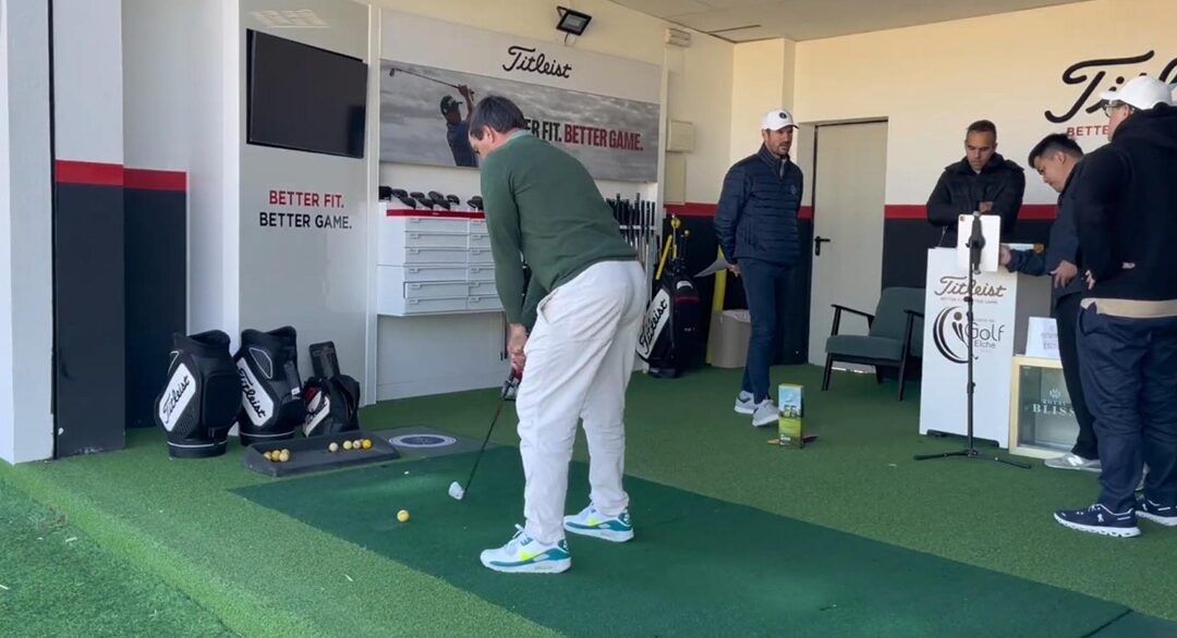 El GSIC Testing Lab de Valencia desarrolla su primer test de tecnología wearable con una plantilla inteligente para optimizar el rendimiento en golf
