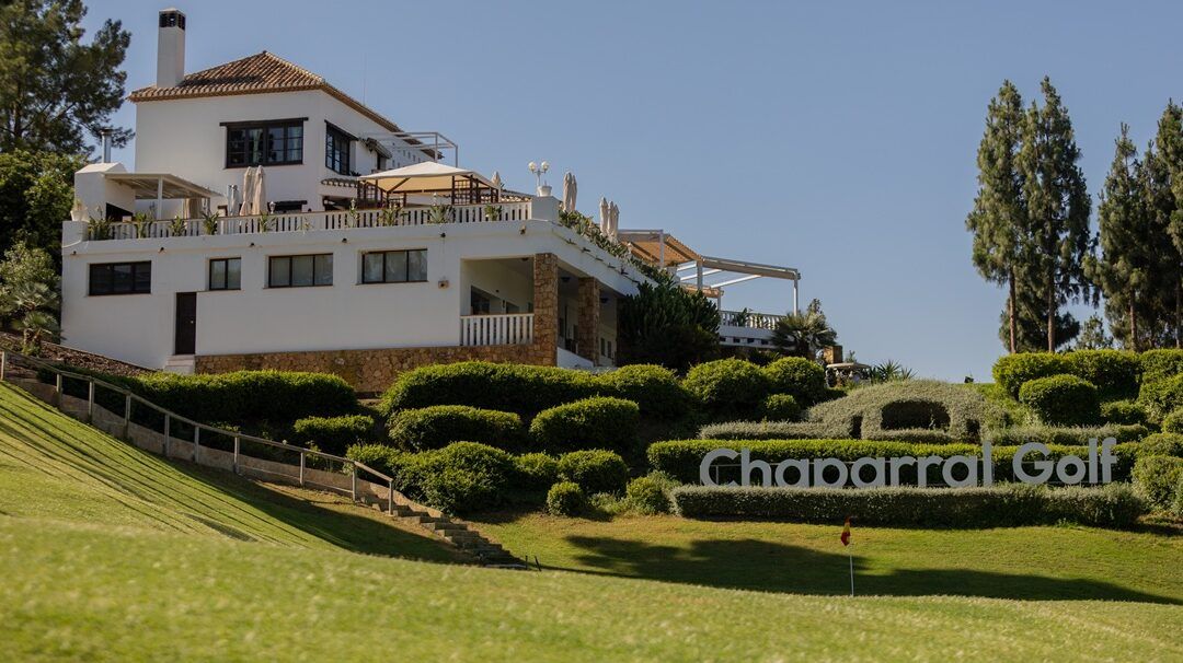 Chaparral Golf Club celebra dos décadas de historia, pasión por el golf y compromiso con la excelencia en la Costa del Sol