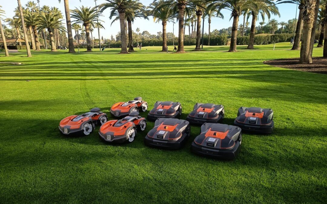 El Real Club Sevilla Golf avanza en la robotización de su campo con Husqvarna incorporando ocho nuevos robots cortacésped