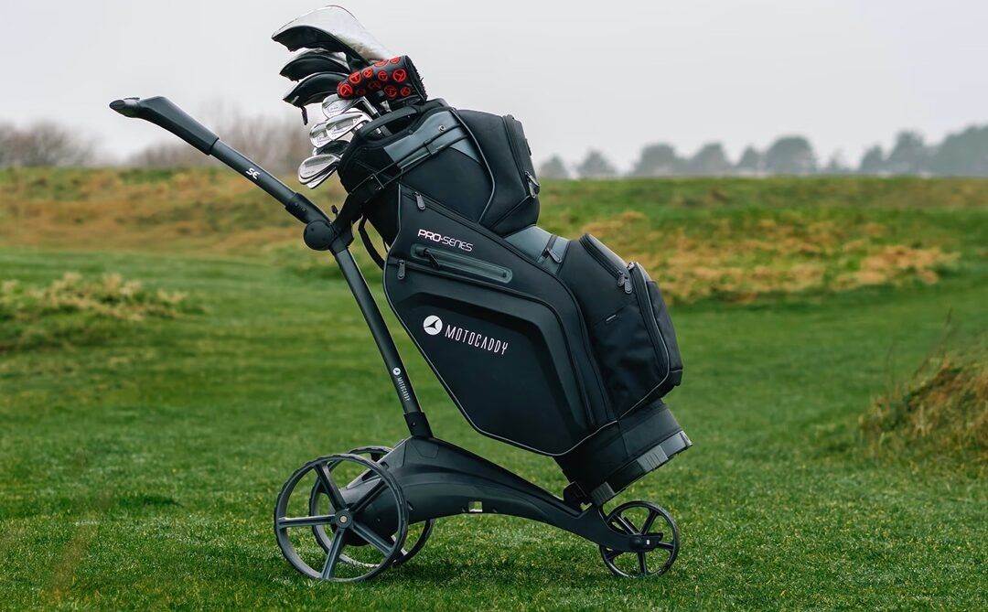 Motocaddy presenta un mejorado carro eléctrico SE que optimiza su batería y reduce notablemente el tiempo de plegado