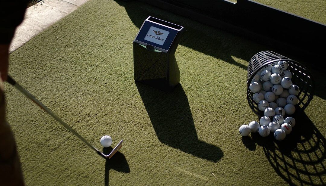 Presenta TruGolf RANGE, nuevo simulador indoor multijugador que incluye la experiencia TruGolf AI Coach
