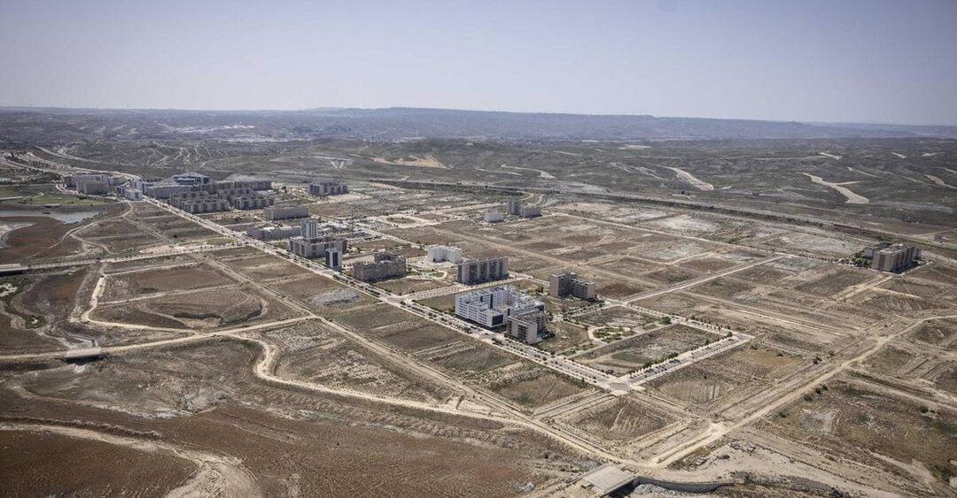 Arcosur activa un parque central de gran escala junto a los campos de golf con más de diecisiete mil viviendas en desarrollo