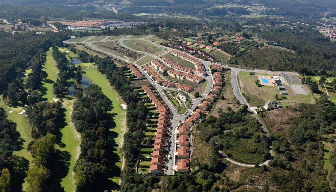 El Concello de Arteixo reactiva el entorno de Montegolf con una inversión cercana a los setecientos mil euros