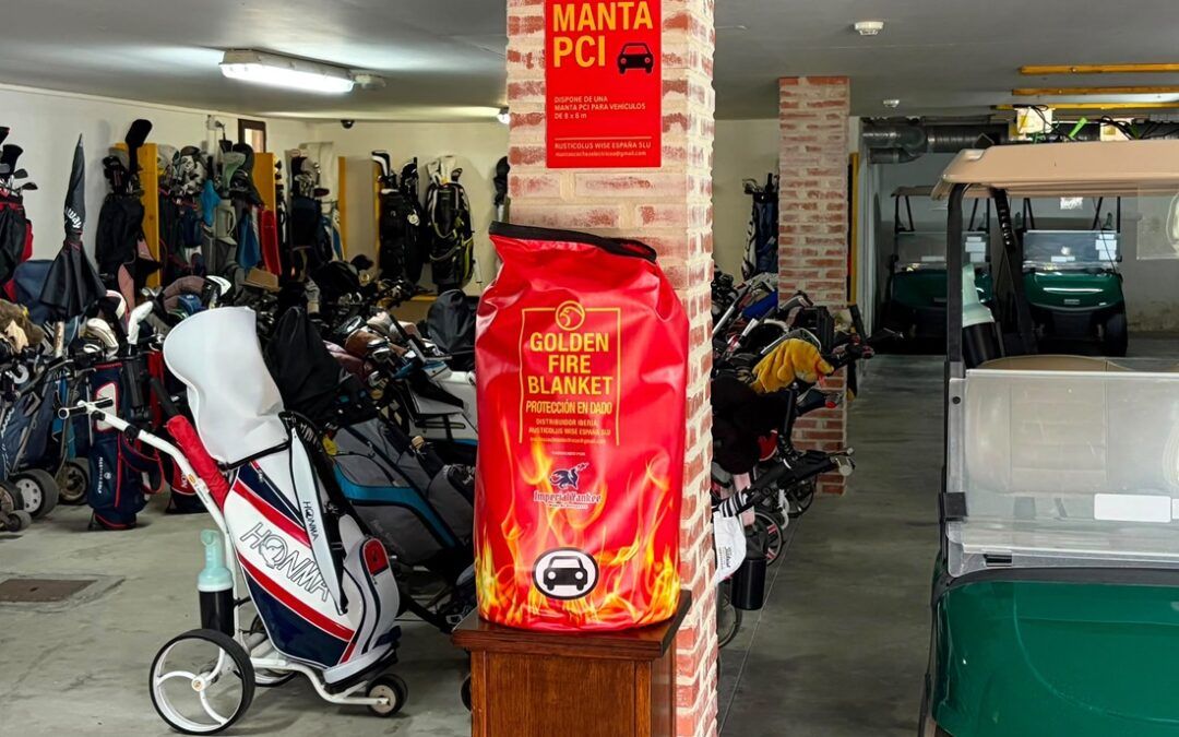 Golf Santa Marina refuerza la seguridad de su cuarto de palos y flota de buggies con la manta ignífuga PCI 1.700