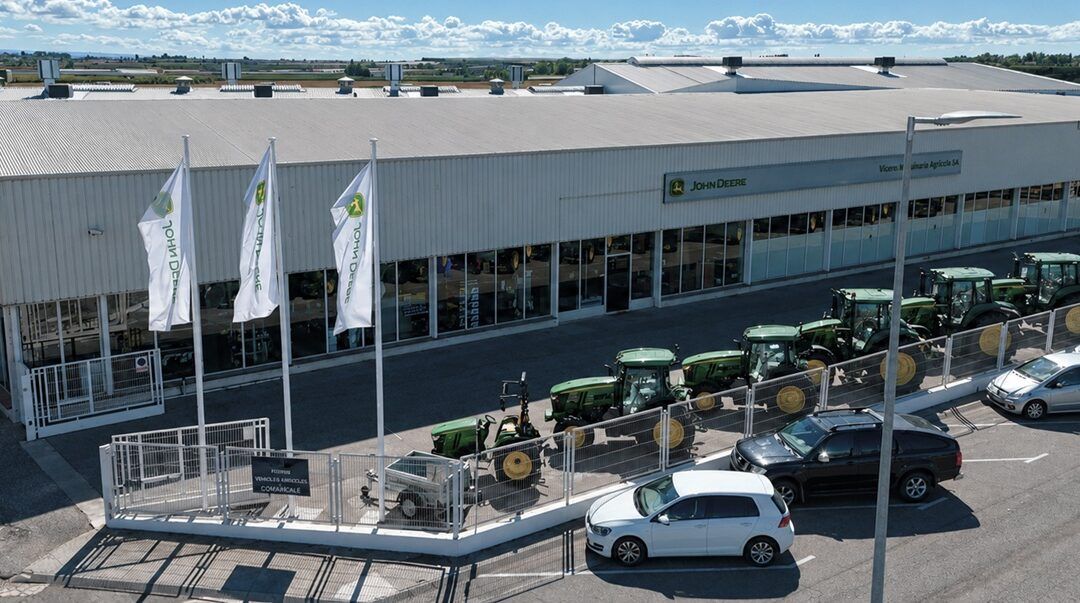 Vicens Maquinaria Agrícola asume la distribución de maquinaria para espacios verdes y golf de John Deere en Cataluña y Aragón