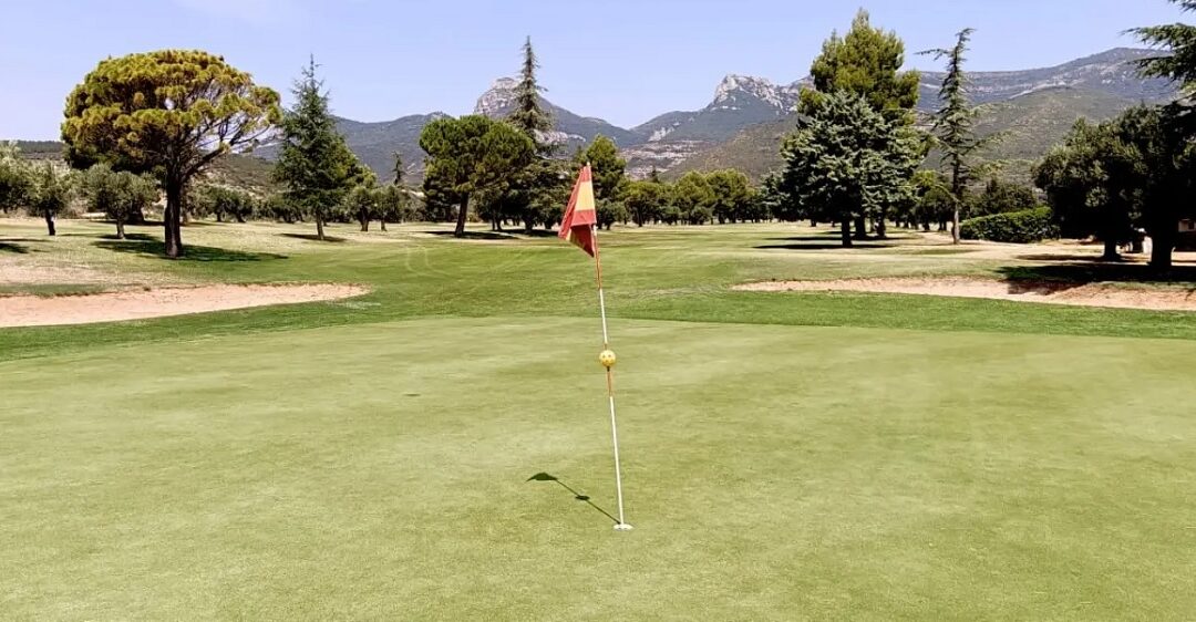 Golf de Guara reabre a pleno rendimiento bajo la gestión provisional de su Agrupación Deportiva